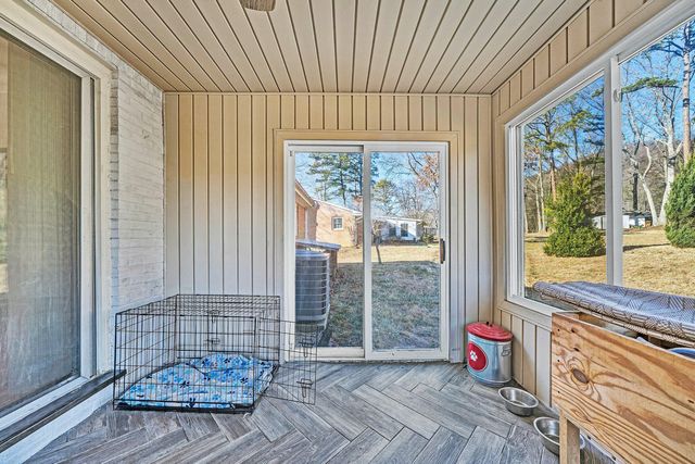 2138 Ruritan RD, Roanoke, VA 24012