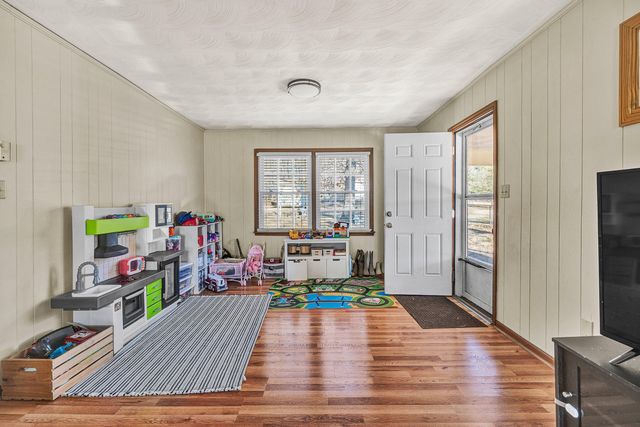 2138 Ruritan RD, Roanoke, VA 24012