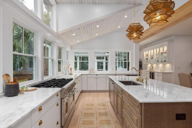 4 Forest Trail Court 1, Isle Of Palms, SC 29451