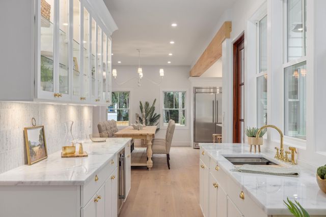 4 Forest Trail Court 1, Isle Of Palms, SC 29451