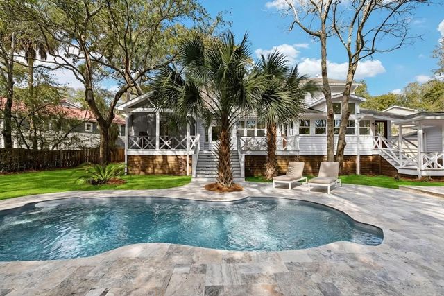 4 Forest Trail Court 1, Isle Of Palms, SC 29451