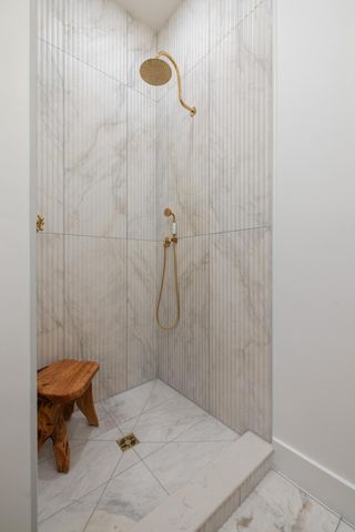 4 Forest Trail Court 1, Isle Of Palms, SC 29451