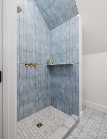 4 Forest Trail Court 1, Isle Of Palms, SC 29451