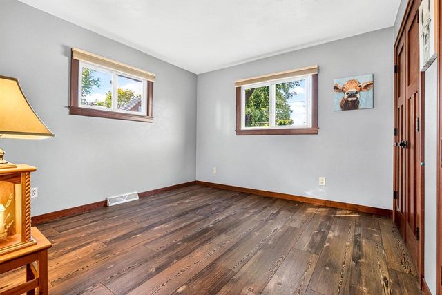 113 E CAMERON STREET, New London, WI 56961