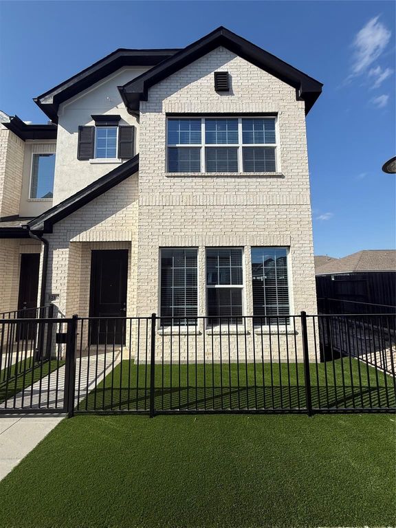 12310 Monarch Mills Drive, Atascocita, TX 77346