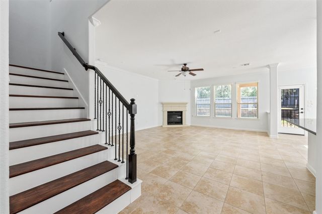 2642 Tacoma Springs Drive, Conroe, TX 77304