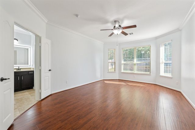 2642 Tacoma Springs Drive, Conroe, TX 77304
