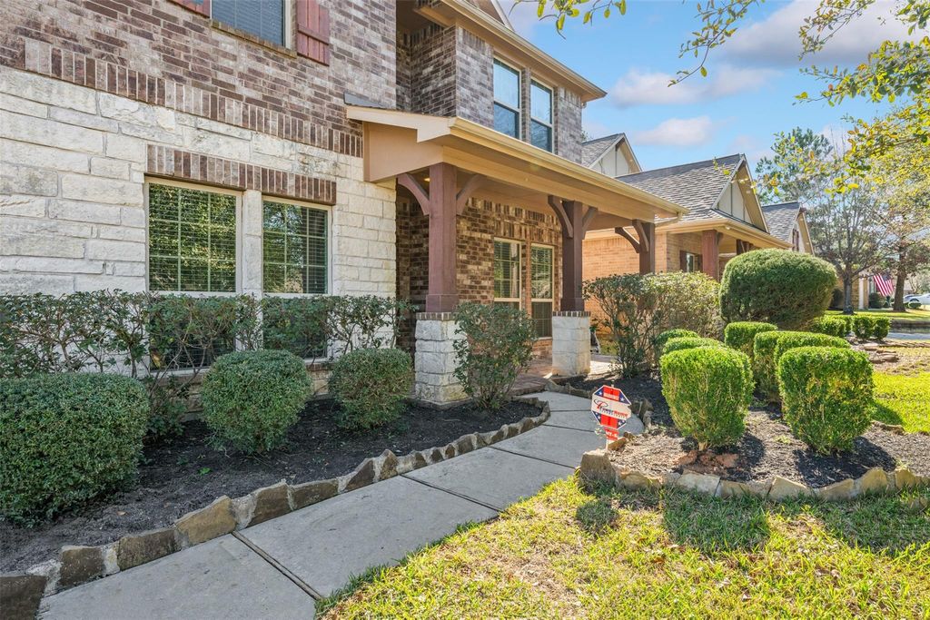 2642 Tacoma Springs Drive, Conroe, TX 77304