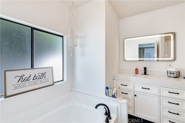 4080 Pedley 155, Jurupa Valley, CA 92509