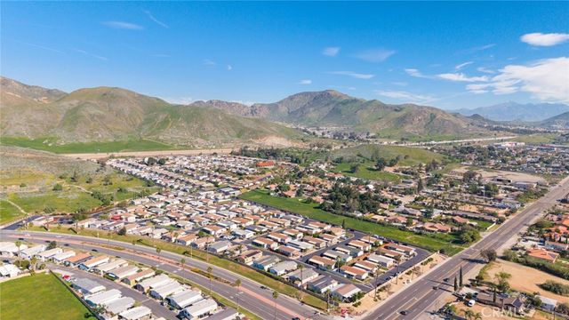 4080 Pedley 155, Jurupa Valley, CA 92509