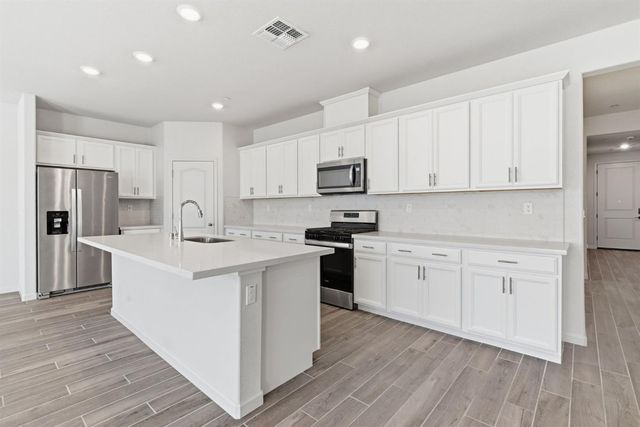 1808 Tiki Ave, Manteca, CA 95337