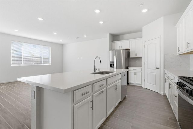 1808 Tiki Ave, Manteca, CA 95337