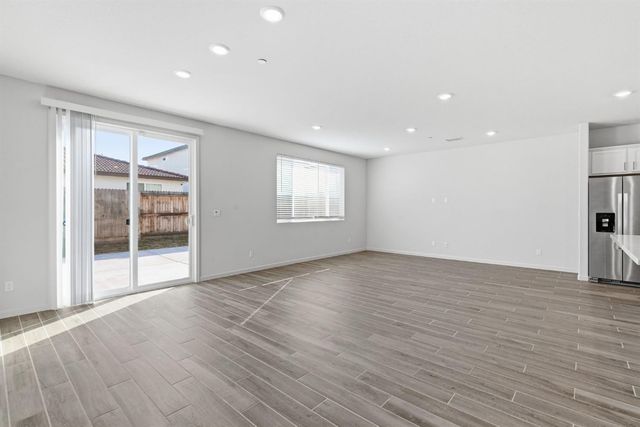 1808 Tiki Ave, Manteca, CA 95337