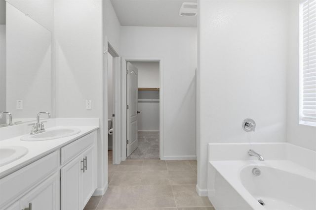 1808 Tiki Ave, Manteca, CA 95337