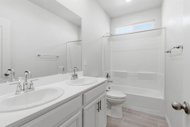 1808 Tiki Ave, Manteca, CA 95337