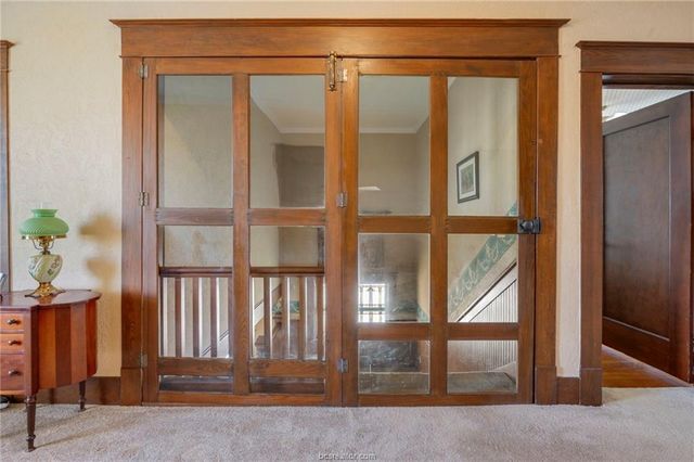 501 W Buck Street, Caldwell, TX 77836