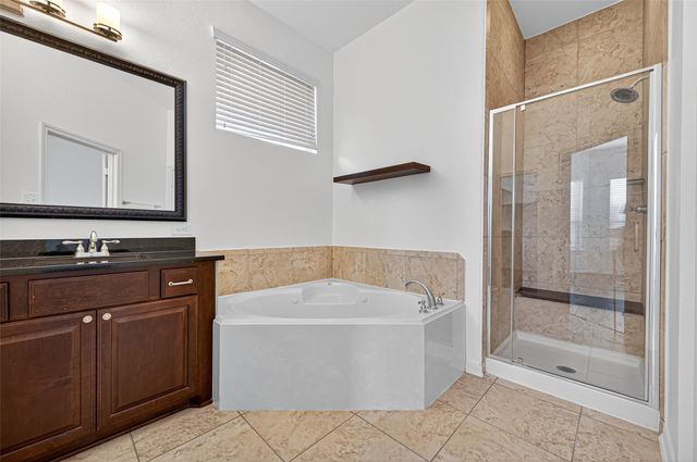 174 Cheswood Forest Drive, Montgomery, TX 77316