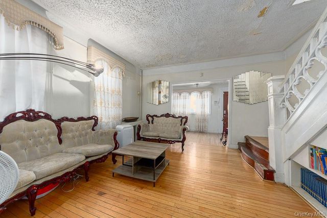 8913 Bedell Lane, Brooklyn, NY 11236