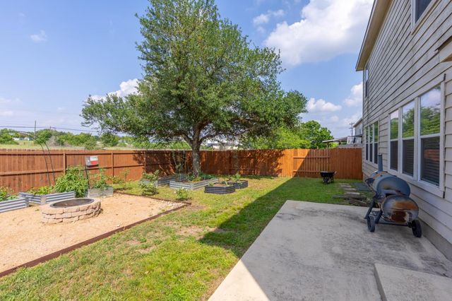1001 Sweet Gum DR, Kyle, TX 78640