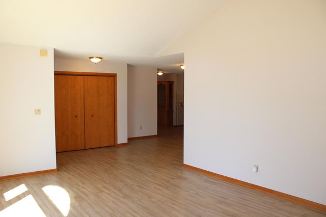 101 7th Street NE, Kasson, MN 55944