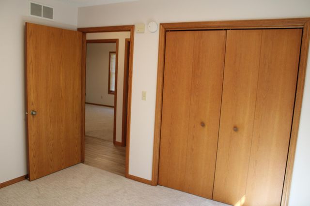 101 7th Street NE, Kasson, MN 55944