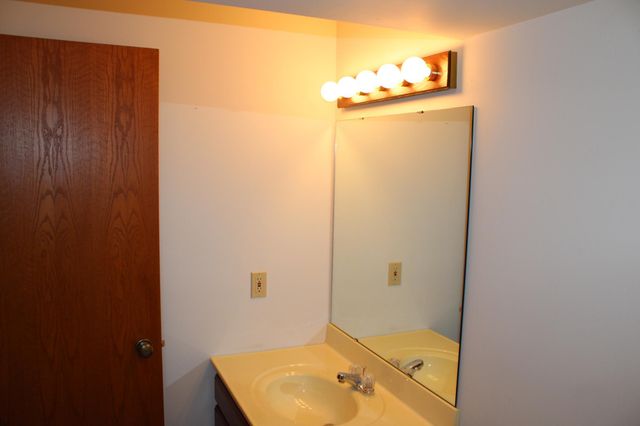 101 7th Street NE, Kasson, MN 55944