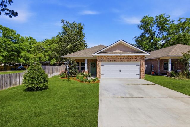 1571 Cedar Street, Niceville, FL 32578