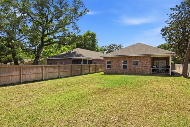 1571 Cedar Street, Niceville, FL 32578