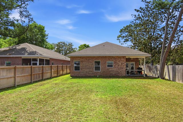 1571 Cedar Street, Niceville, FL 32578