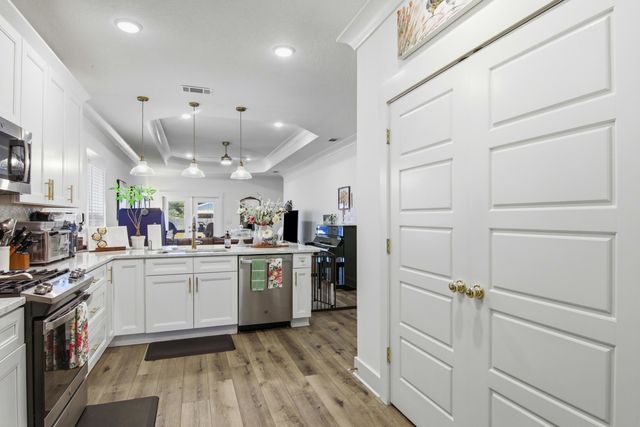 1571 Cedar Street, Niceville, FL 32578