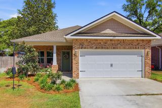 1571 Cedar Street, Niceville, FL 32578