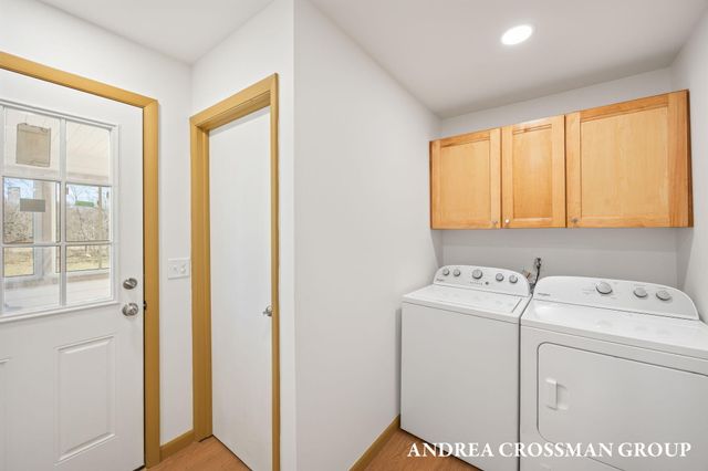 2027 64th Street, Fennville, MI 49408