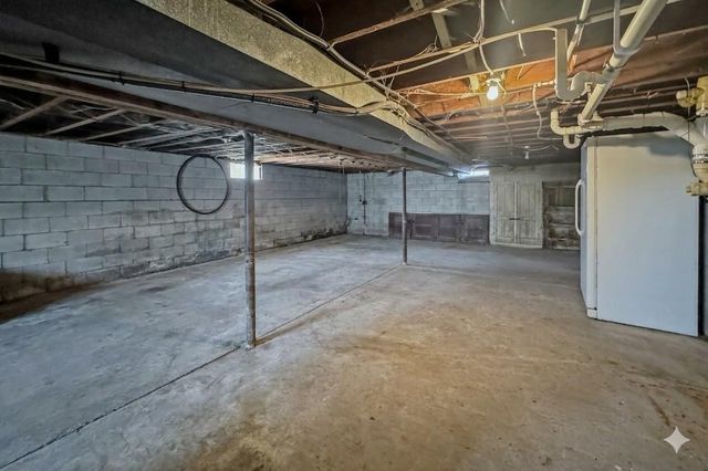 2027 64th Street, Fennville, MI 49408