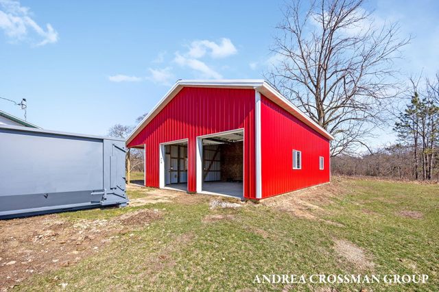 2027 64th Street, Fennville, MI 49408