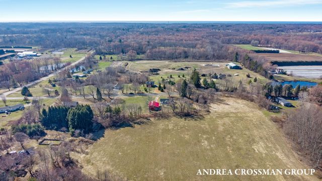 2027 64th Street, Fennville, MI 49408