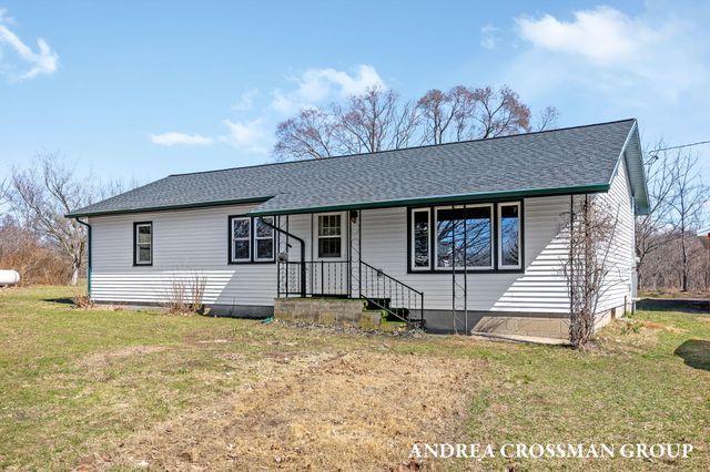 2027 64th Street, Fennville, MI 49408