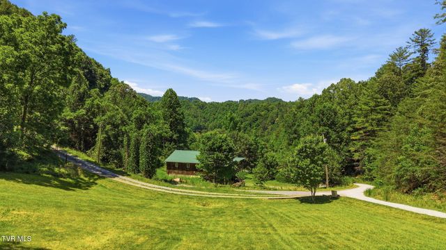 513 Raven Cliff Road, Erwin, TN 37650