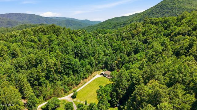 513 Raven Cliff Road, Erwin, TN 37650
