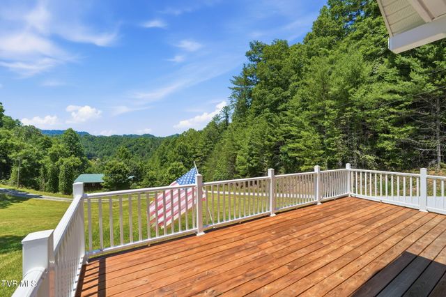 513 Raven Cliff Road, Erwin, TN 37650