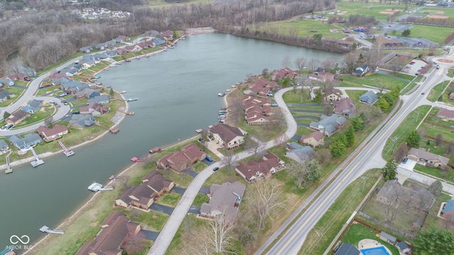 1847 Crystal Bay East Drive, Plainfield, IN 46168