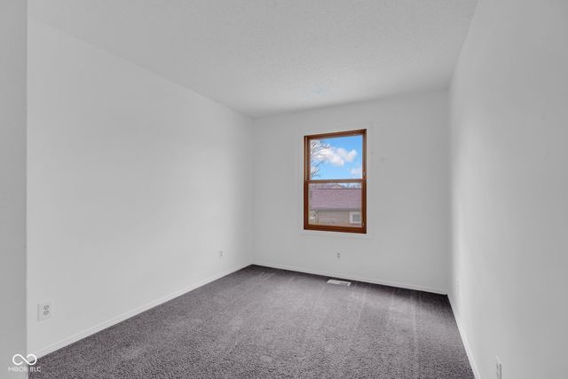 1847 Crystal Bay East Drive, Plainfield, IN 46168