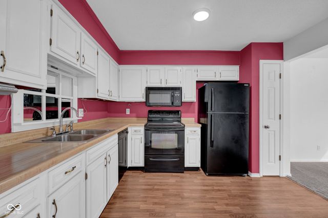 1847 Crystal Bay East Drive, Plainfield, IN 46168