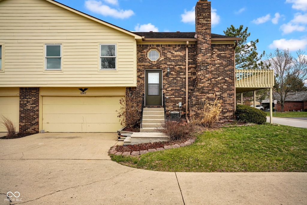 1847 Crystal Bay East Drive, Plainfield, IN 46168