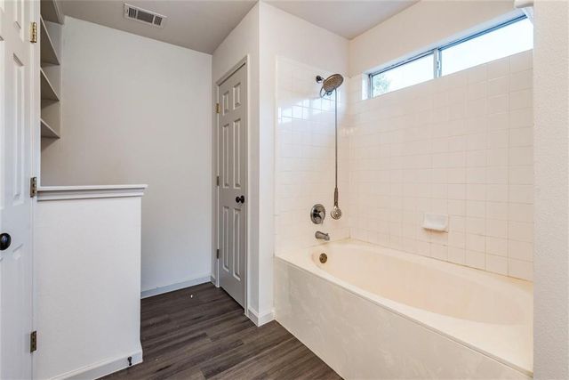 150 Bailey LOOP, Kyle, TX 78640