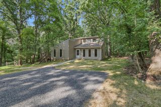 656 KELLY DR, Harpers Ferry, WV 25425