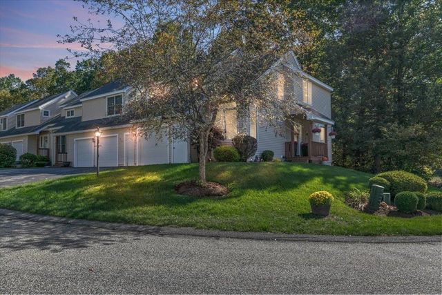 18 Snug Harbor Lane, Atkinson, NH 03811