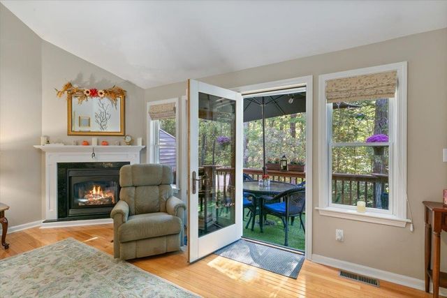 18 Snug Harbor Lane, Atkinson, NH 03811