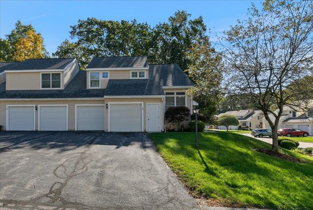 18 Snug Harbor Lane, Atkinson, NH 03811