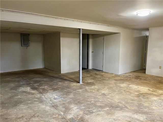 901 W Davis Street, Savannah, MO 64485