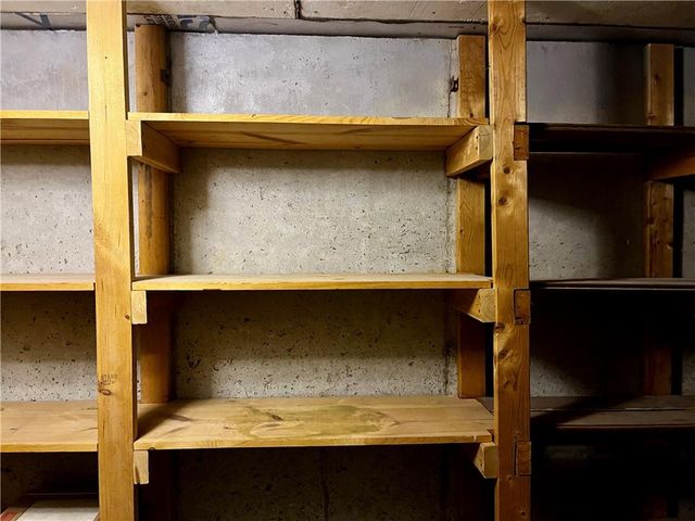 901 W Davis Street, Savannah, MO 64485